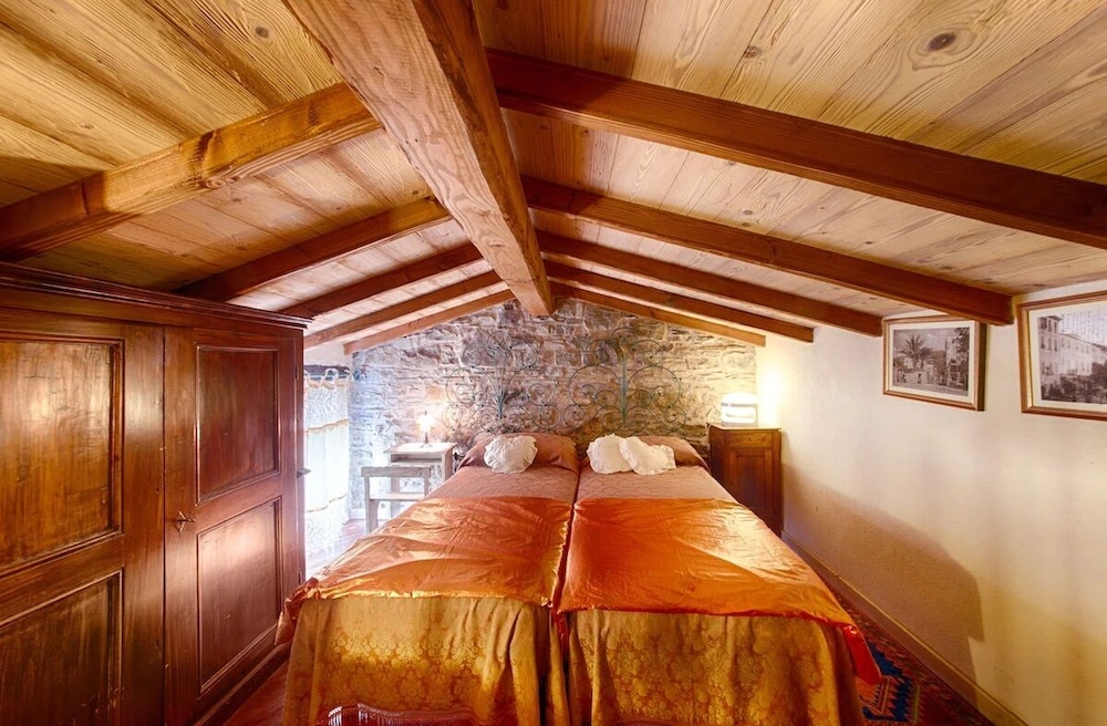 Superior Quadruple Room photo 3