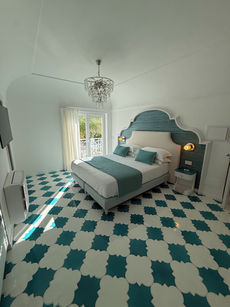 Executive Double or Twin Room, Balcony, City View
