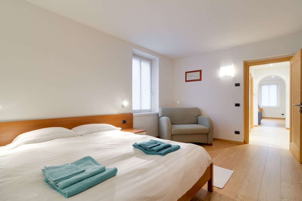 Apartment, 1 Bedroom (5 pax) photo 2