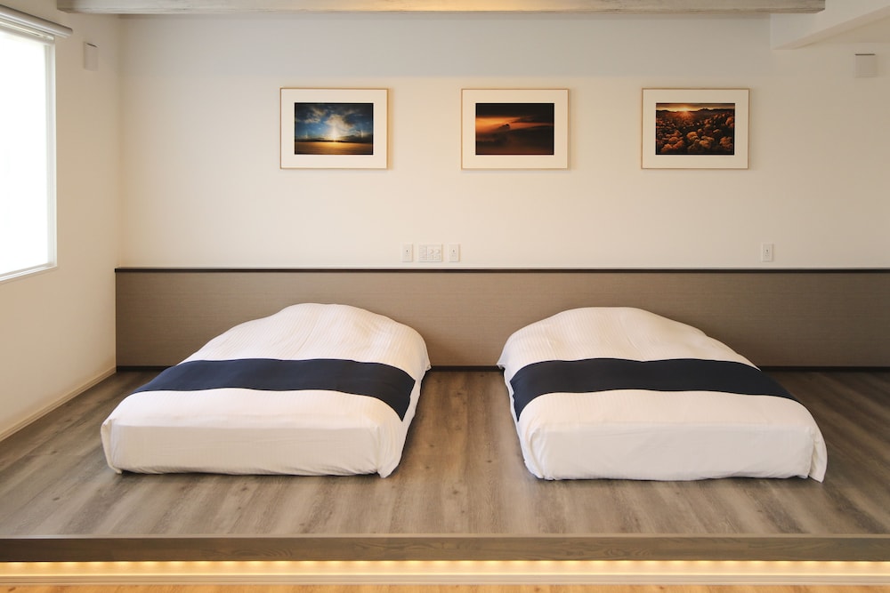 Basic Villa photo 1
