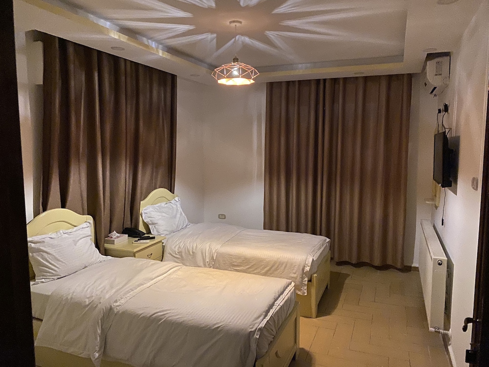 Standard Single Room, 1 Bedroom, City View photo 2