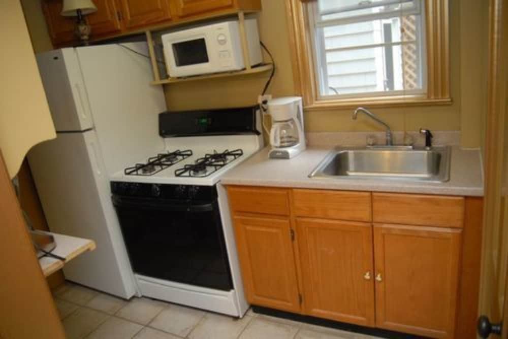 Apartment, 2 Bedrooms, Private Bathroom (Two Bedroom Apartment) photo 3