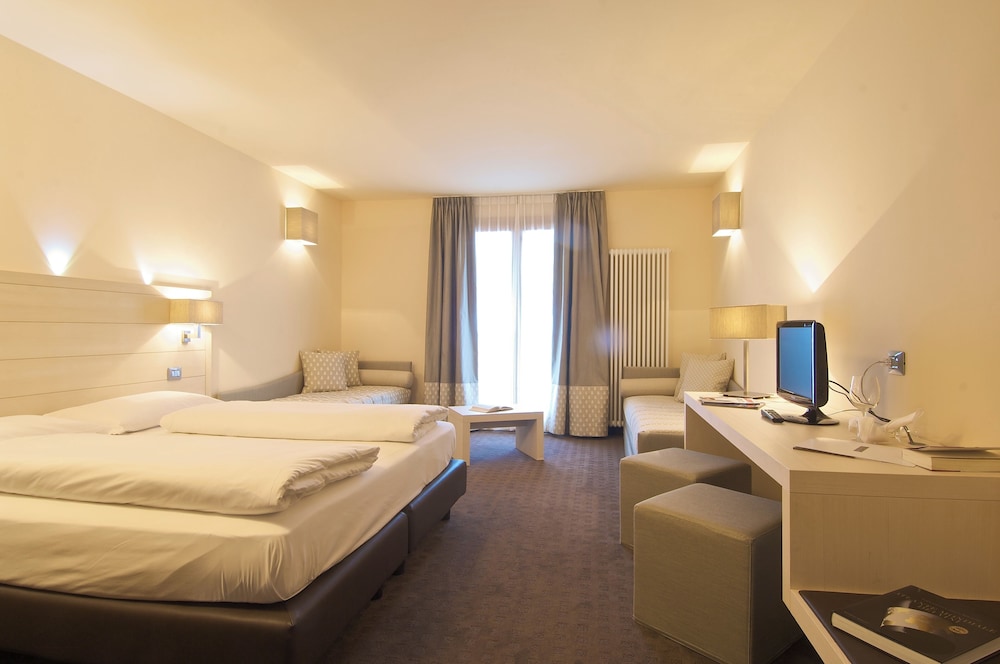 Comfort Quadruple Room photo 1