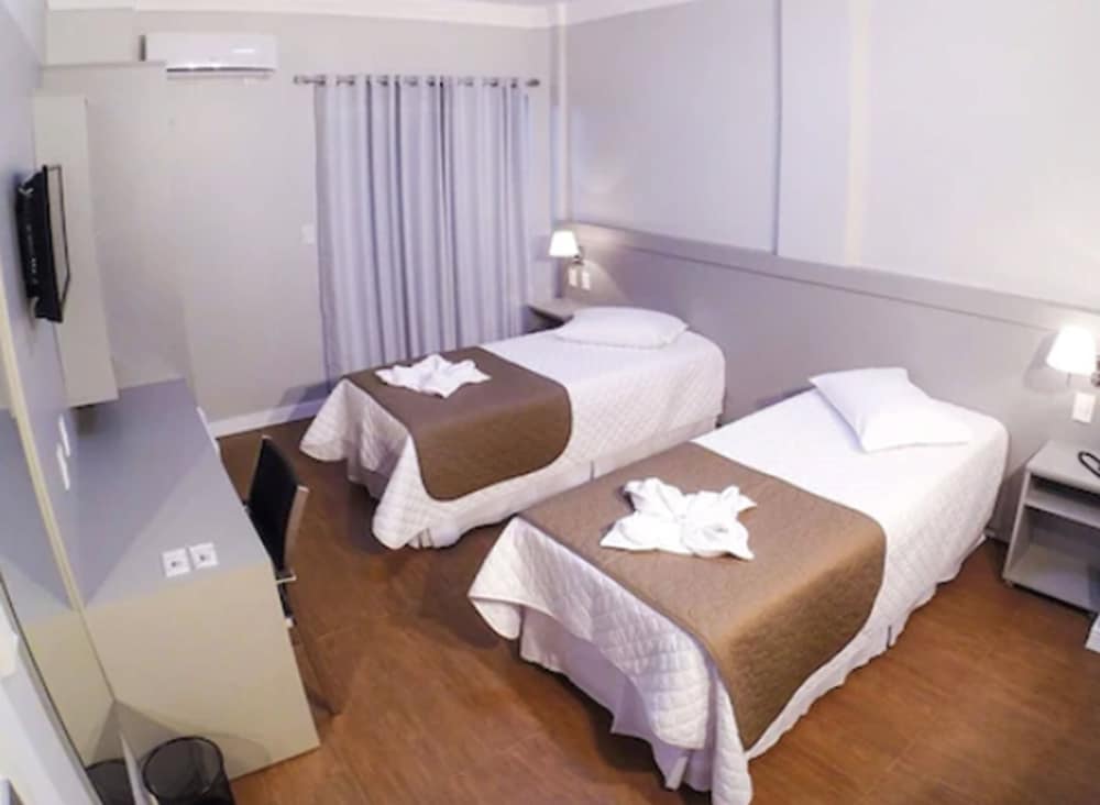 Deluxe Room, 2 Twin Beds photo 1