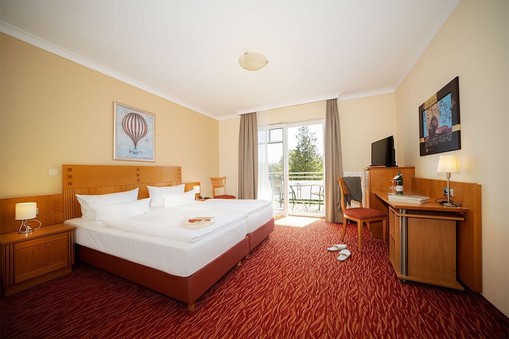 Doppelzimmer Landseite 1. oder 2. Etage photo 1