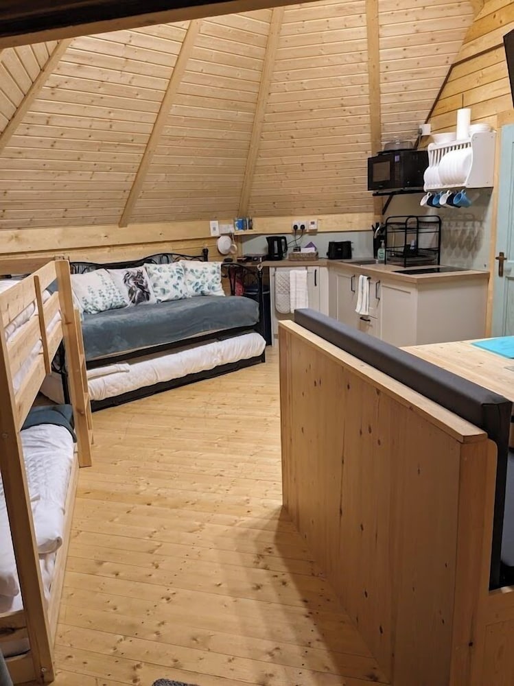 Family Cabin, 1 Bedroom, Kitchenette, Garden View photo 1
