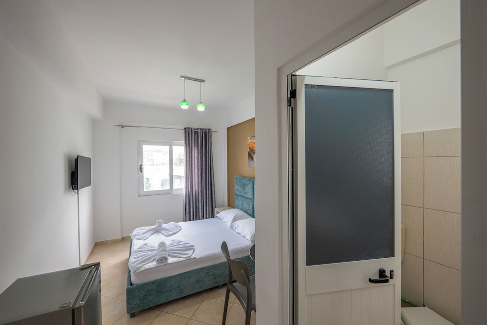 Basic Double Room