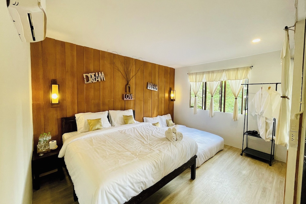 Family Suite - Photo 25