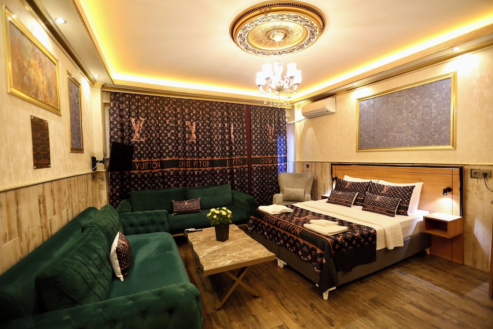 Deluxe Triple Room photo 1