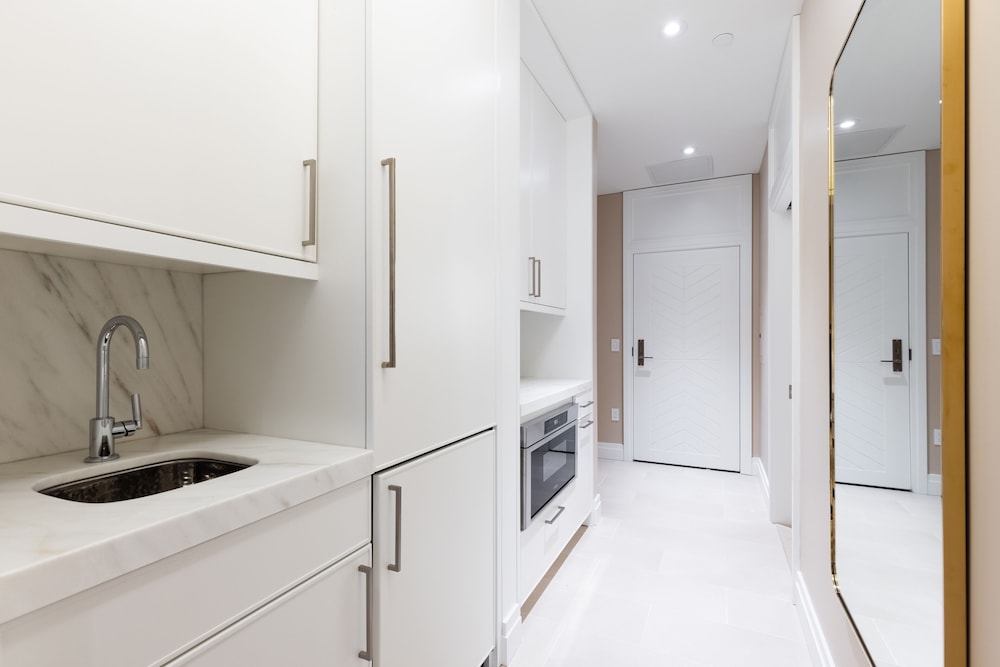 Studio Suite (Goldener) photo 2
