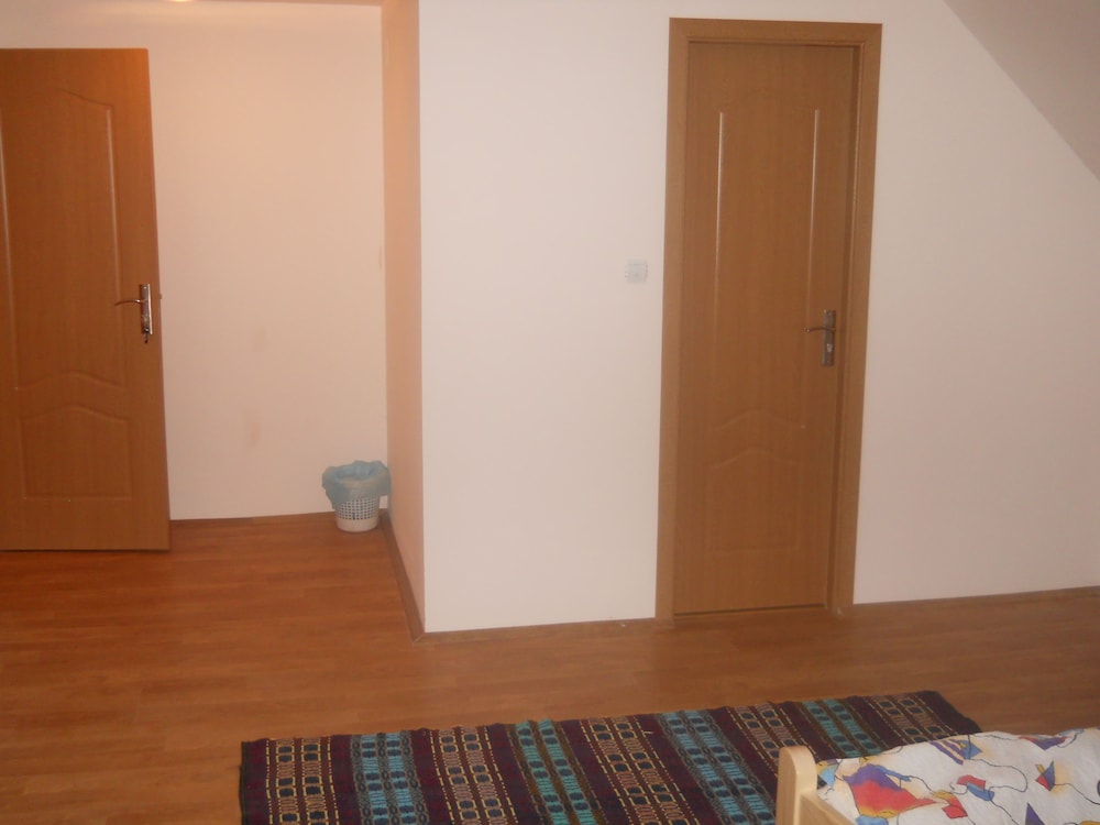 Basic Double Room, Mountain View photo 3