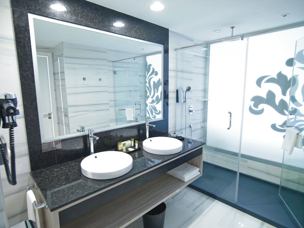 Double Room, Balcony, Sea View - Photo 2