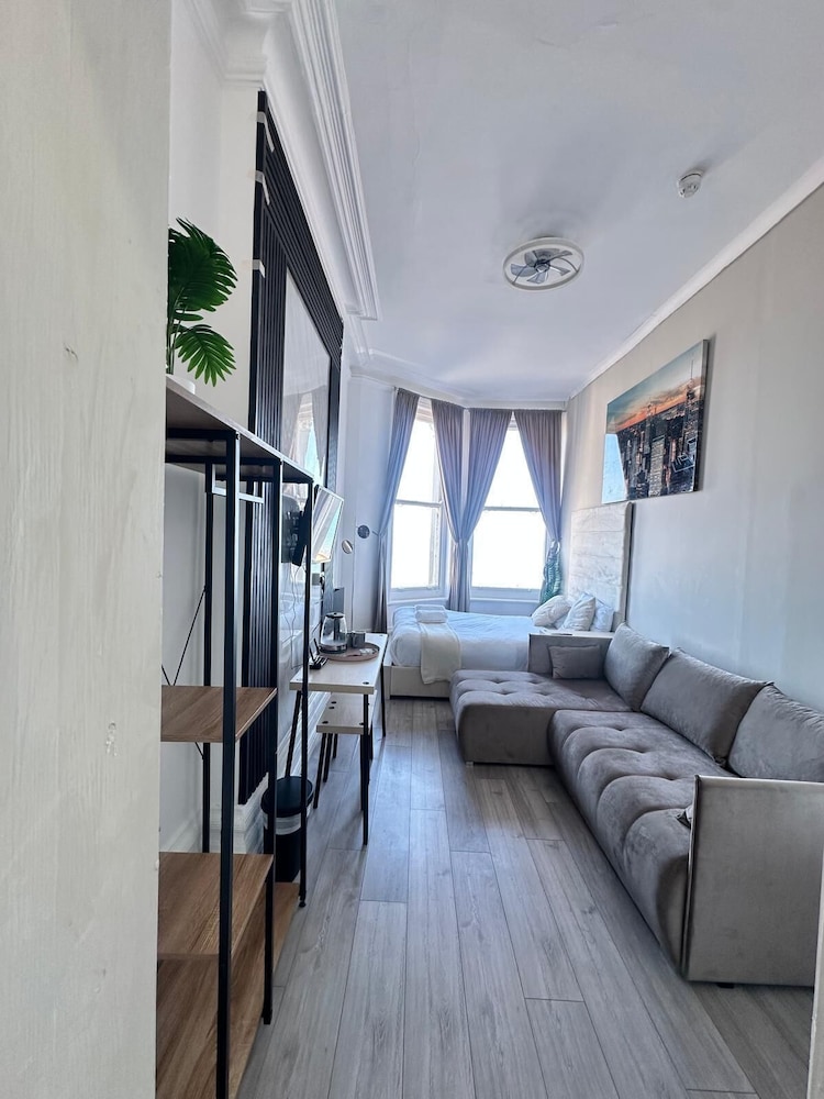 Standard Quadruple Room, Ensuite, Sea View photo 3