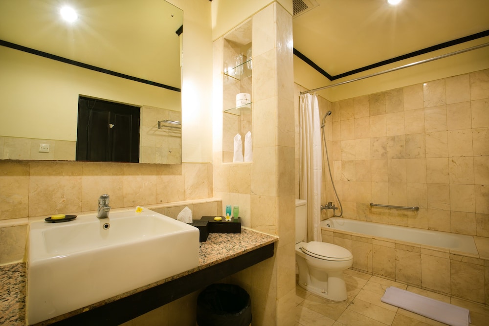 Super Deluxe Pool View Room - Photo 5