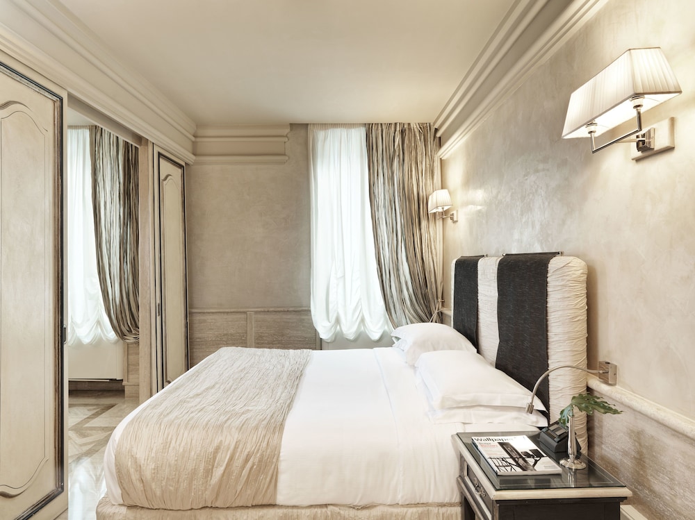 Junior Suite, City View