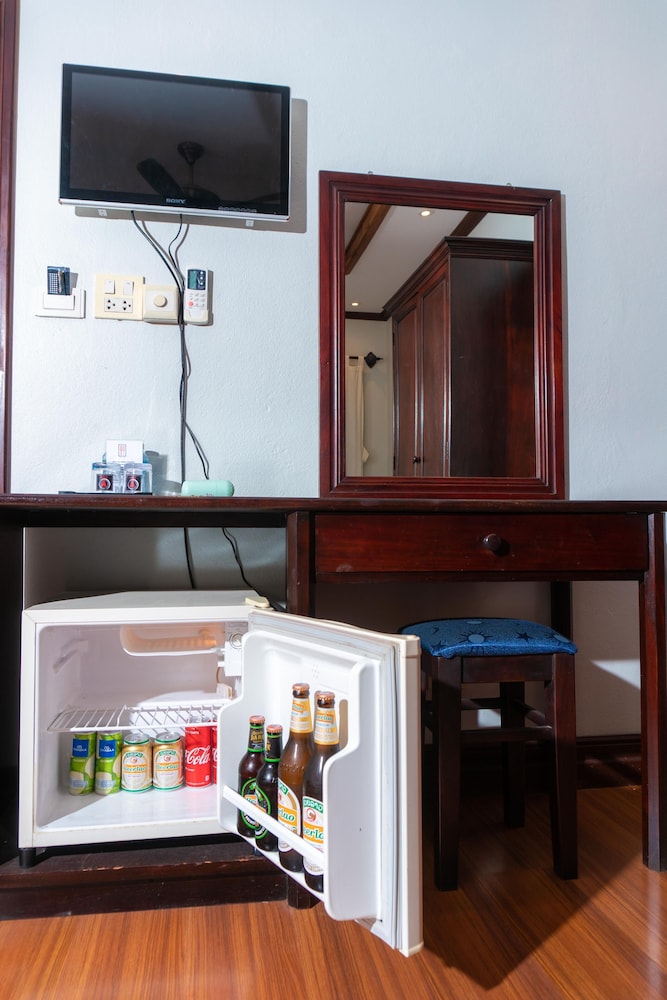 Deluxe Twin Room - Photo 14