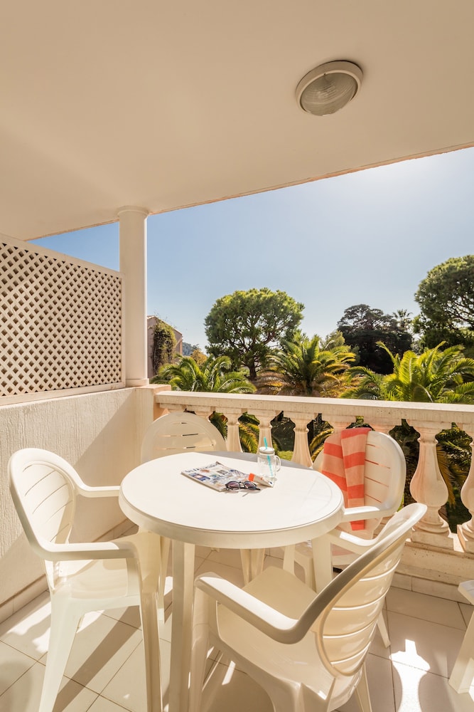 Studio 4 people - 1 sleeping alcove - Terrace or Balcony - air conditioned photo 3