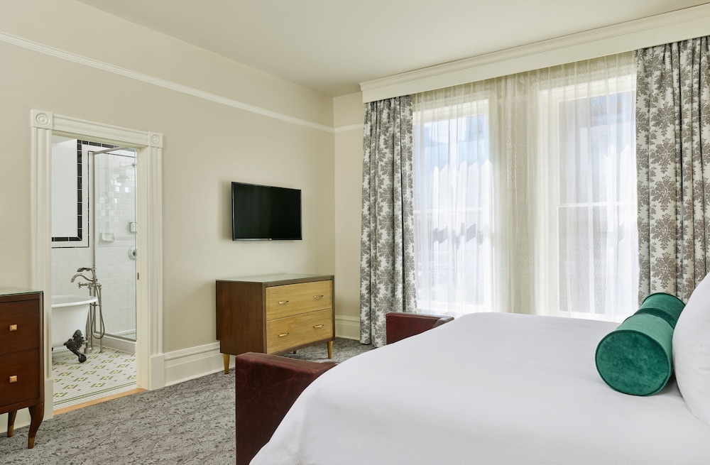 Premium Room (Classic) - Photo 1