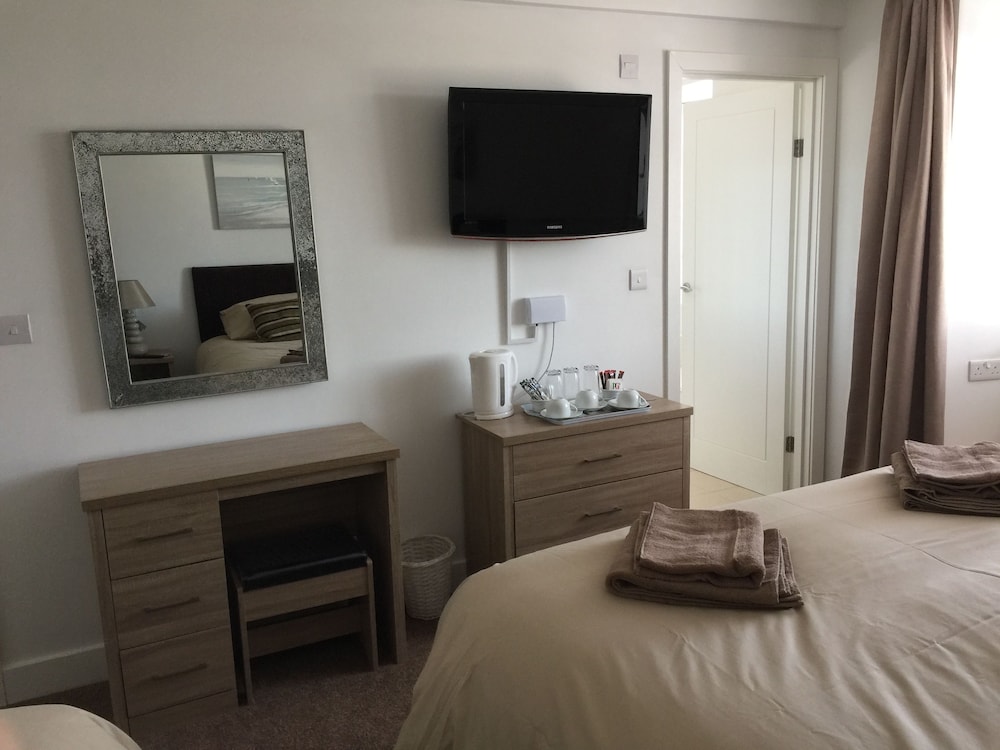 Comfort Triple Room, Harbor View (Room 3) photo 3