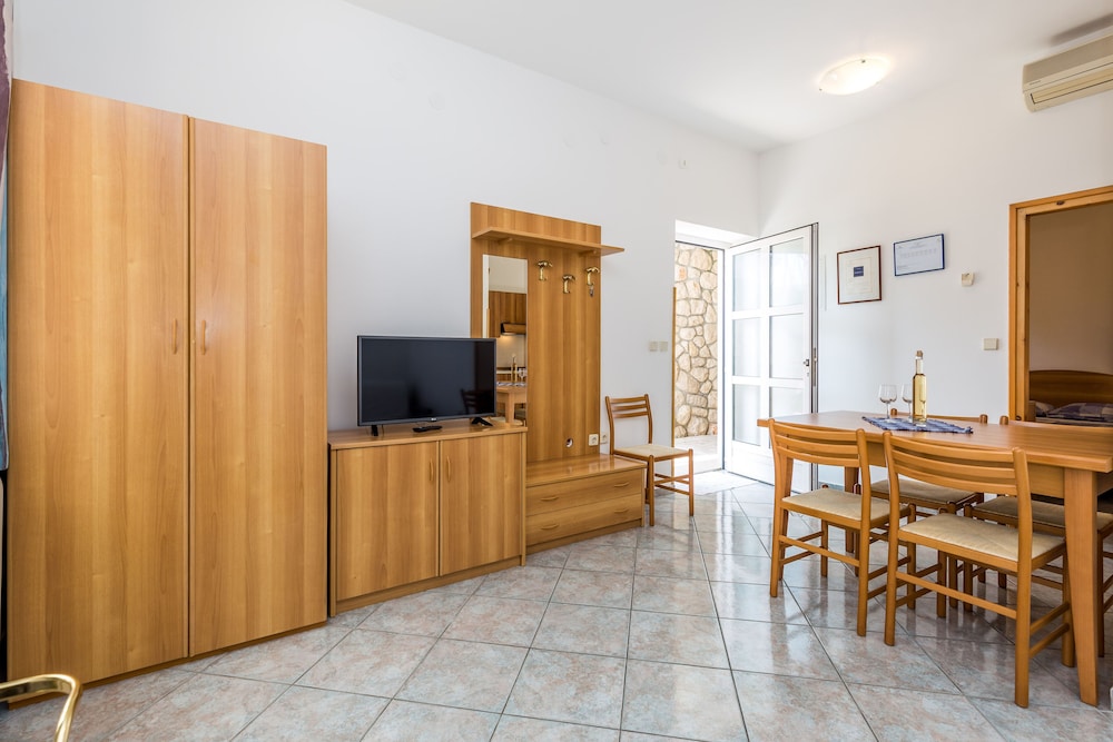 Standard Apartment, 1 Bedroom, Terrace photo 1
