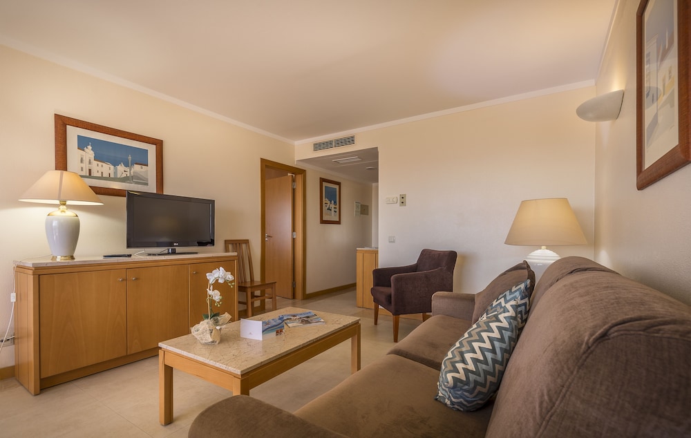 Senior Suite, Sea View - Photo 9