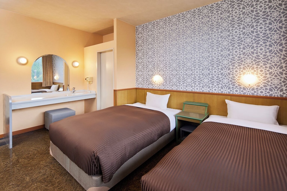 South Wing Twin Room (With Private Bathroom)(Non-Smoking) photo 2