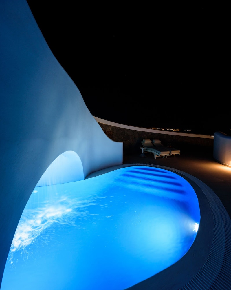 Cave Villa - Photo 9