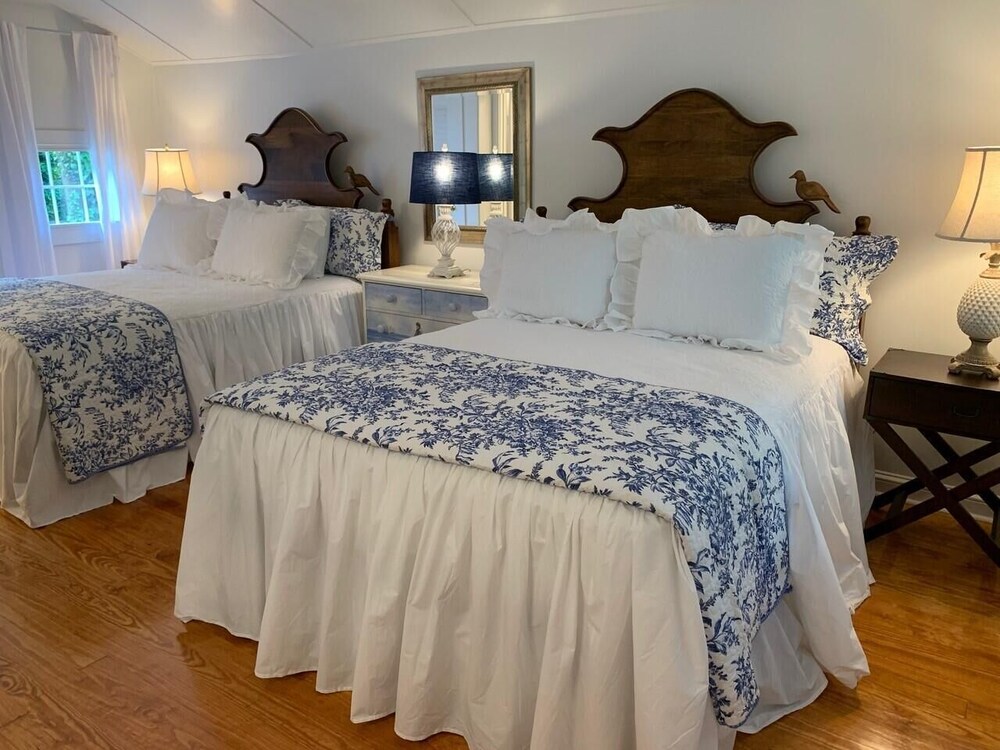Cottage, Multiple Beds, Patio, Garden View