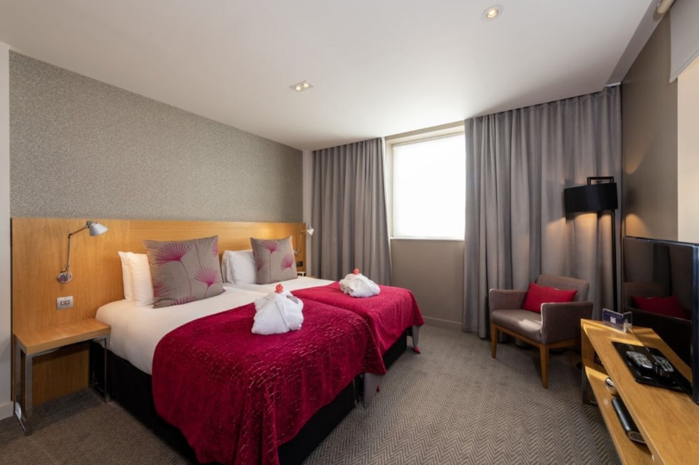 City Twin Room