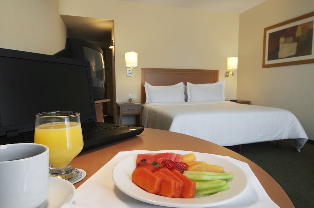 Superior Room, 1 King Bed - Photo 1