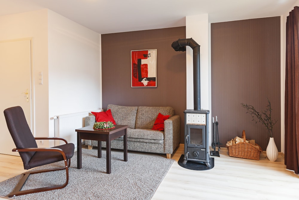 Apartment, Terrace (Komuny Paryskiej  29/1) photo 2