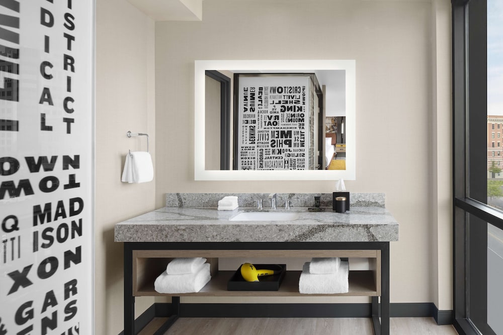 Suite (Beale Street) - Photo 4