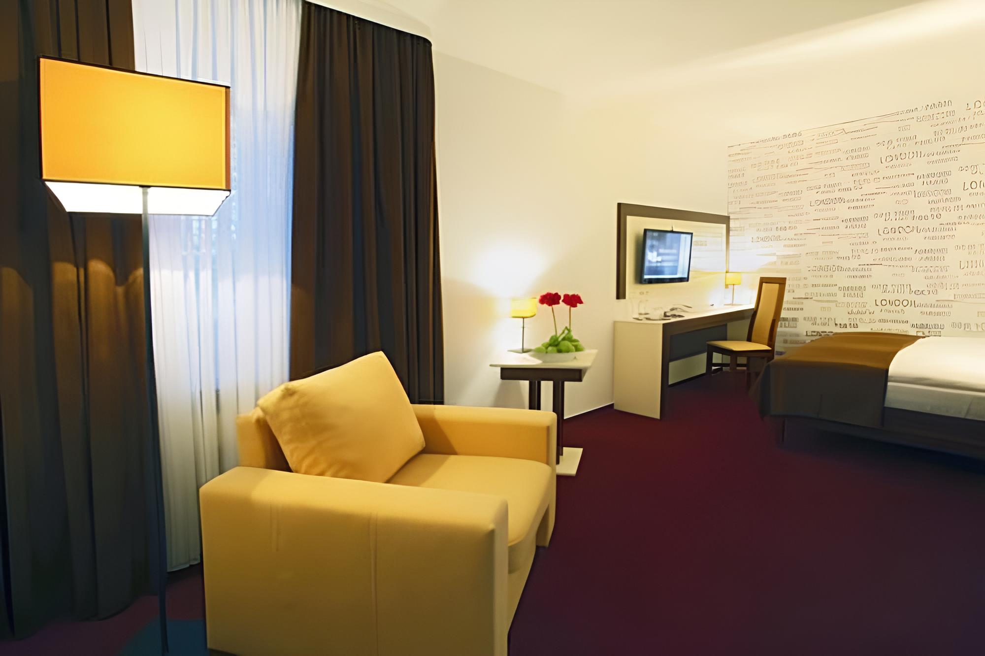 Single Room photo 2