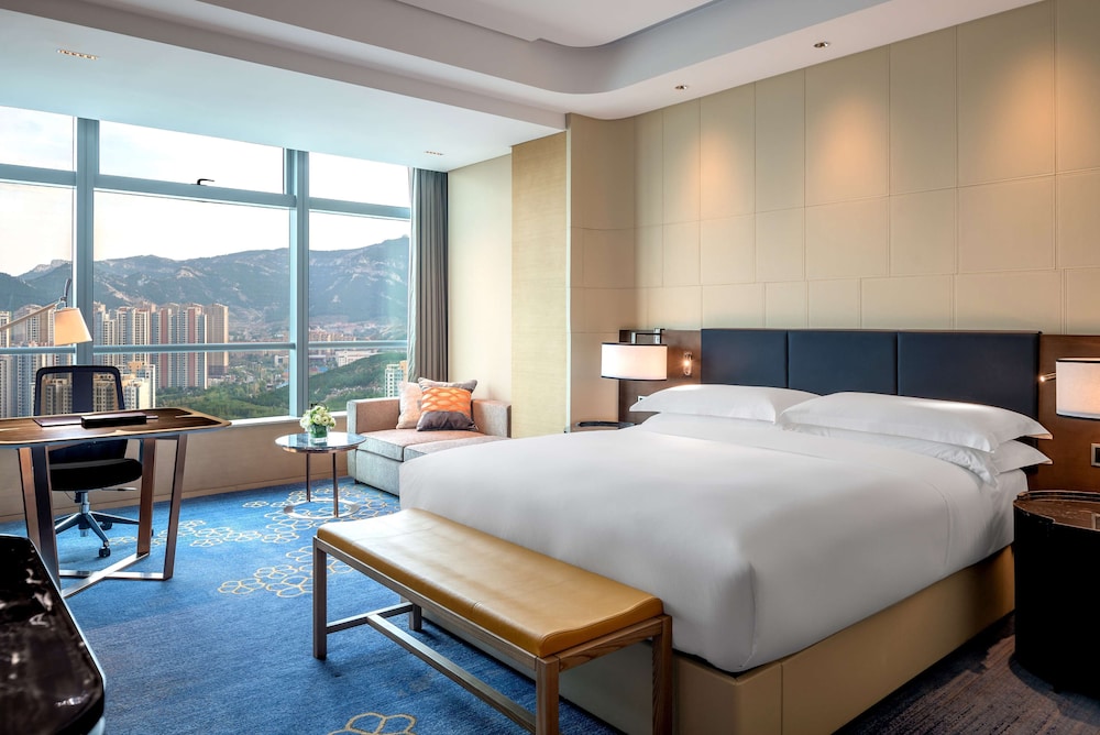 Premier Suite, 1 Bedroom photo 2