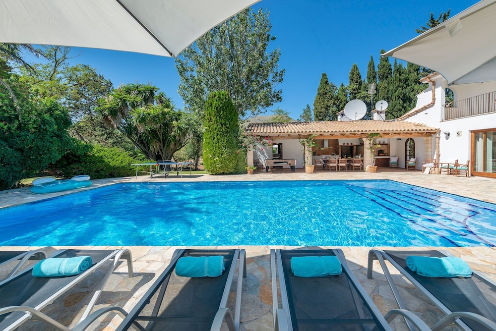 Villa, Accessible photo 3