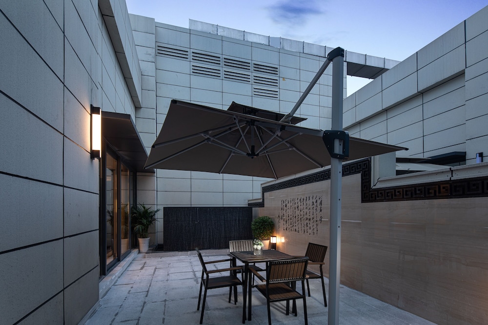 Club Suite (Grand) - Photo 6