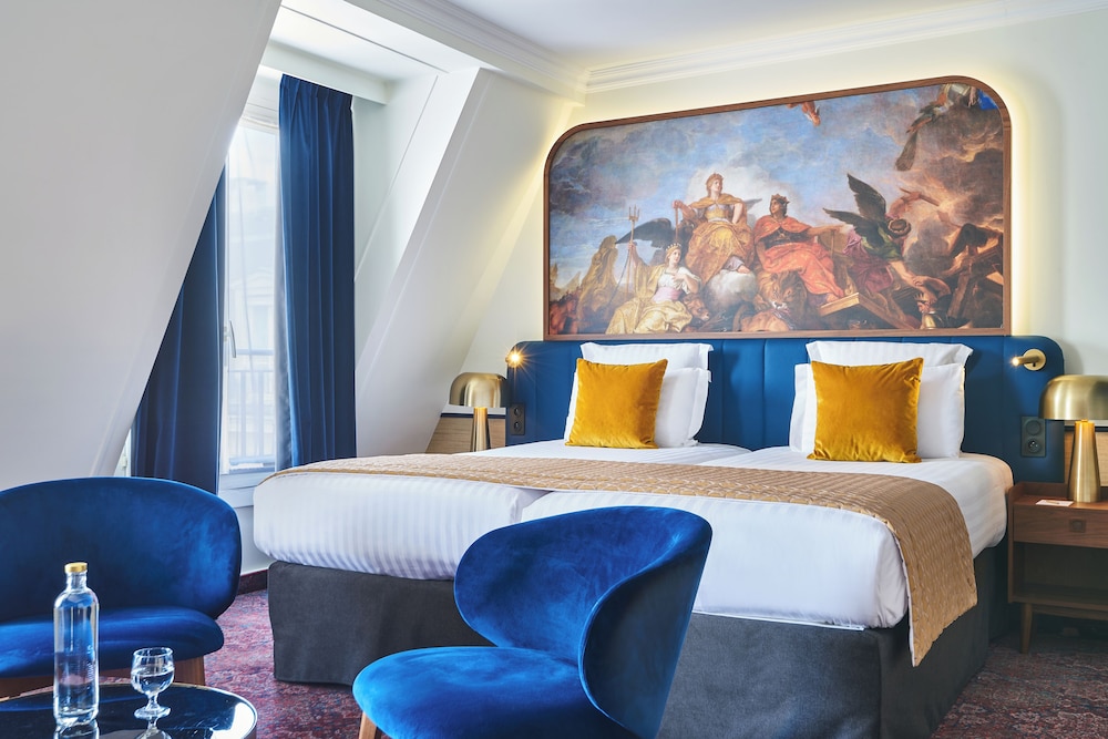 Superior Room thumbnail 6