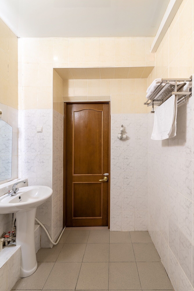 Standard Single Room, No Windows photo 3