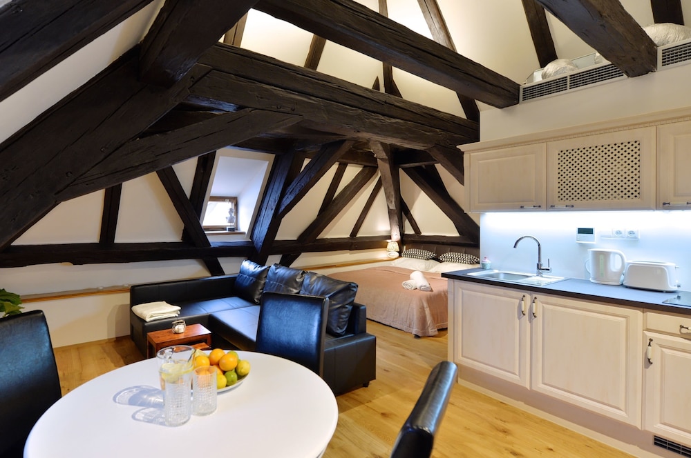 Superior Loft, 1 Bedroom, City View, Courtyard Area