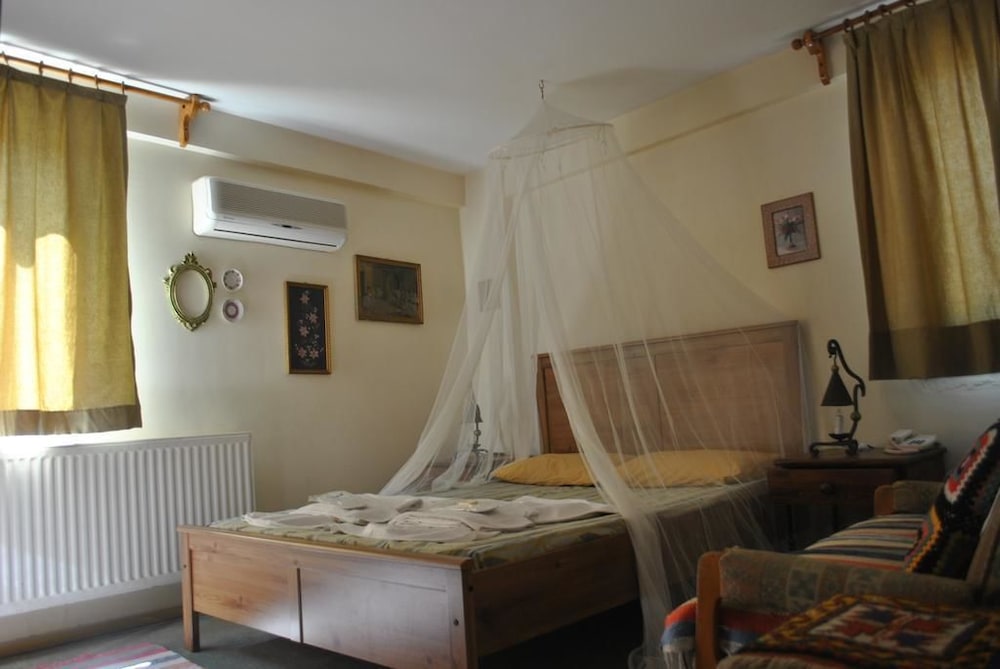 Double Or Twin Room photo 1
