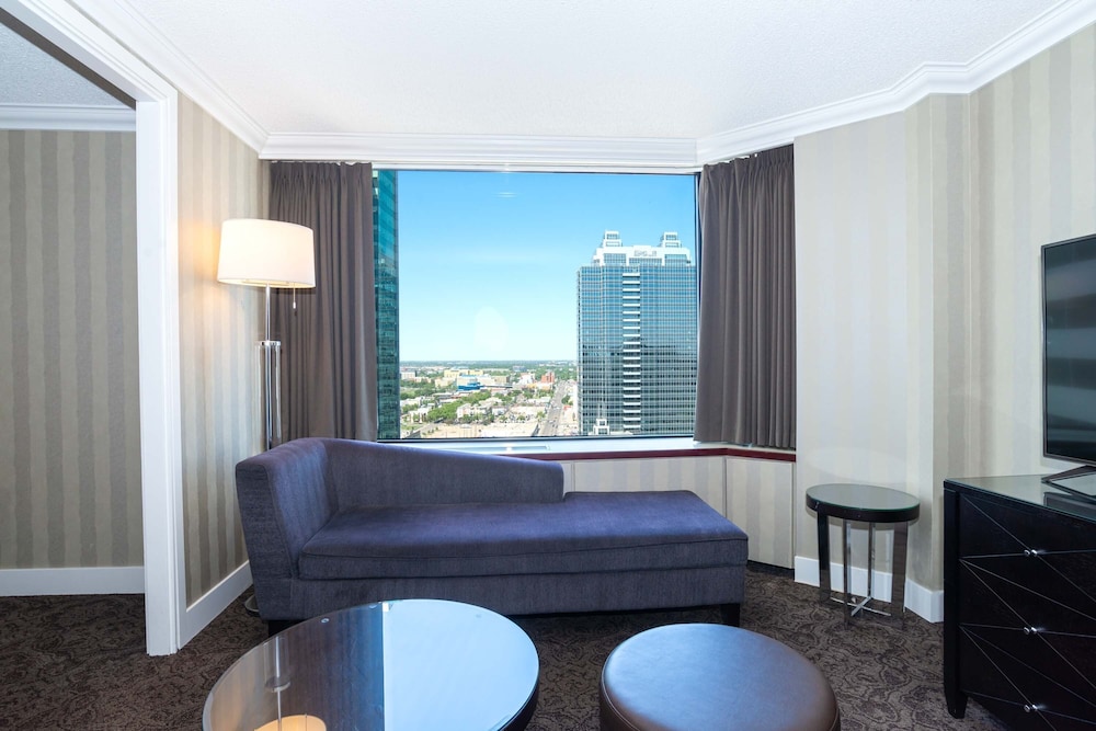 Grand Room, 1 King Bed (Premium, Top Floors)