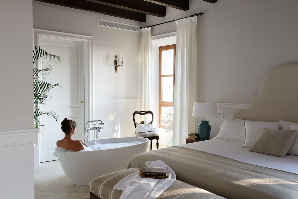 Luxury Romance Room photo 2