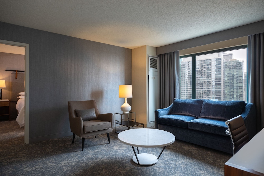 Junior Suite, 1 Bedroom - Photo 1