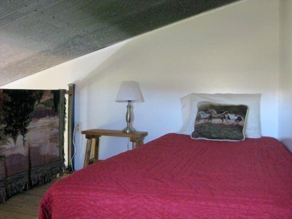 Cabin, 1 Queen Bed, Kitchen photo 1