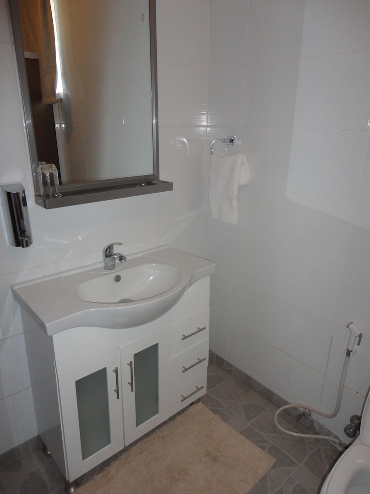 Standard Room photo 3
