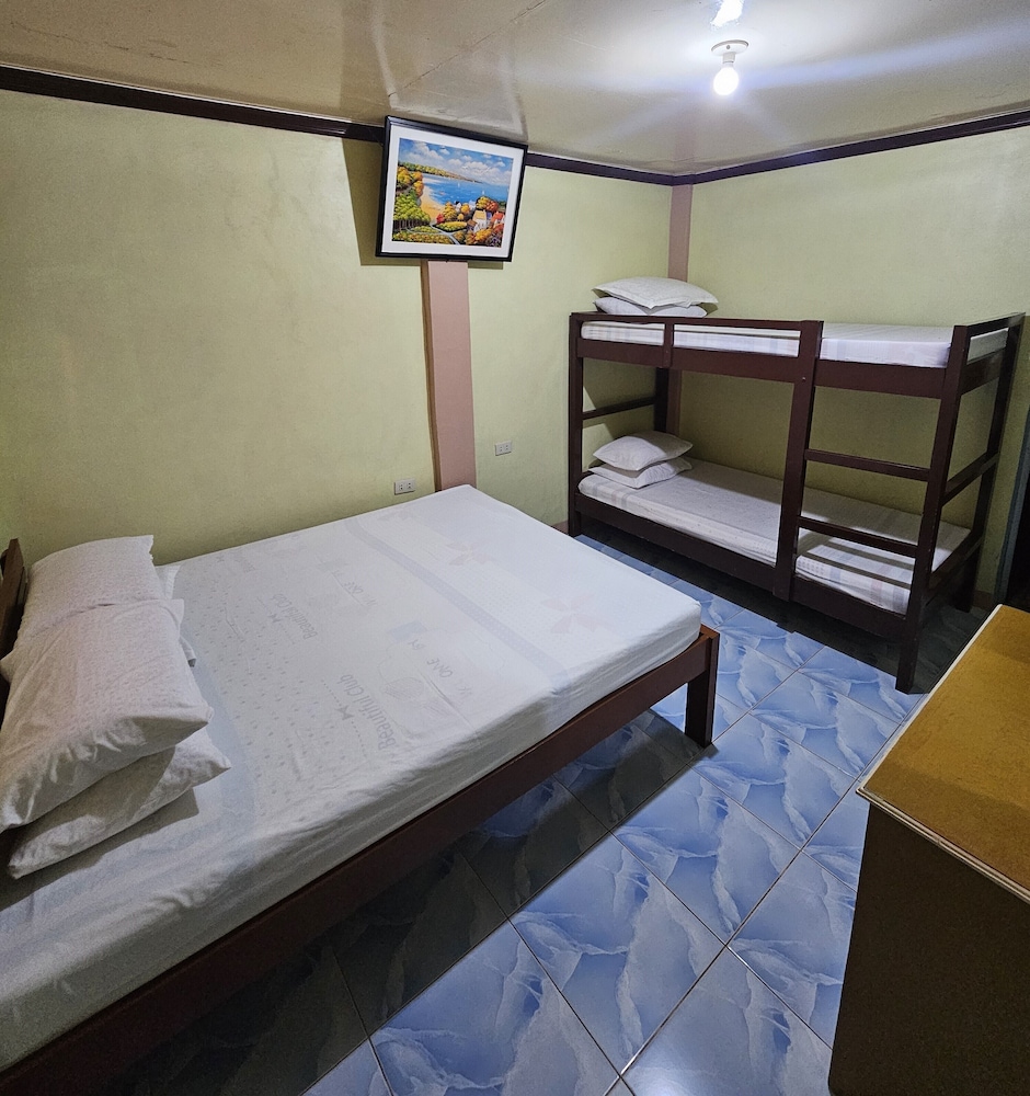 Economy Room photo 3