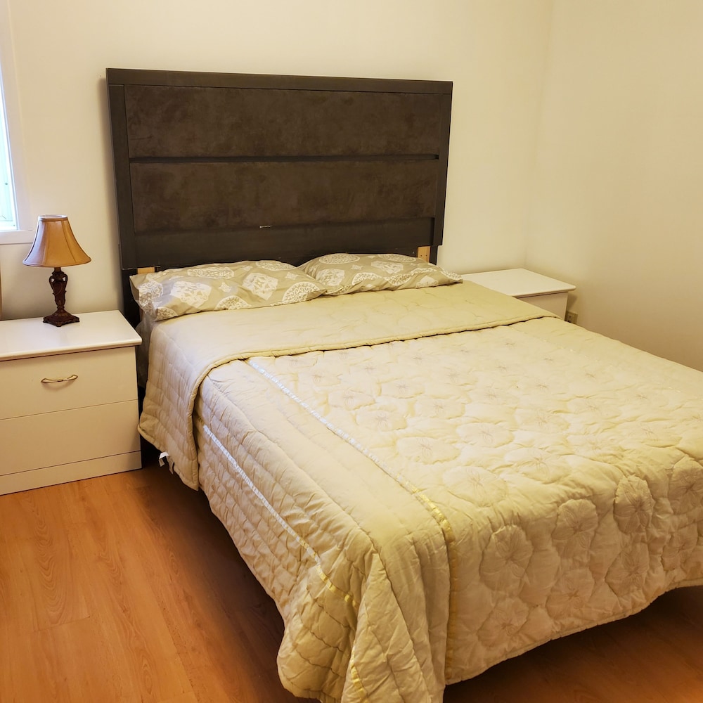 Room 6 photo 1
