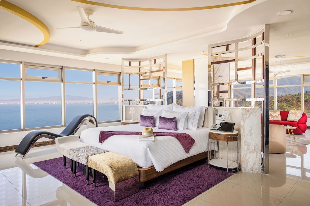 Ultra Suite North - Photo 11