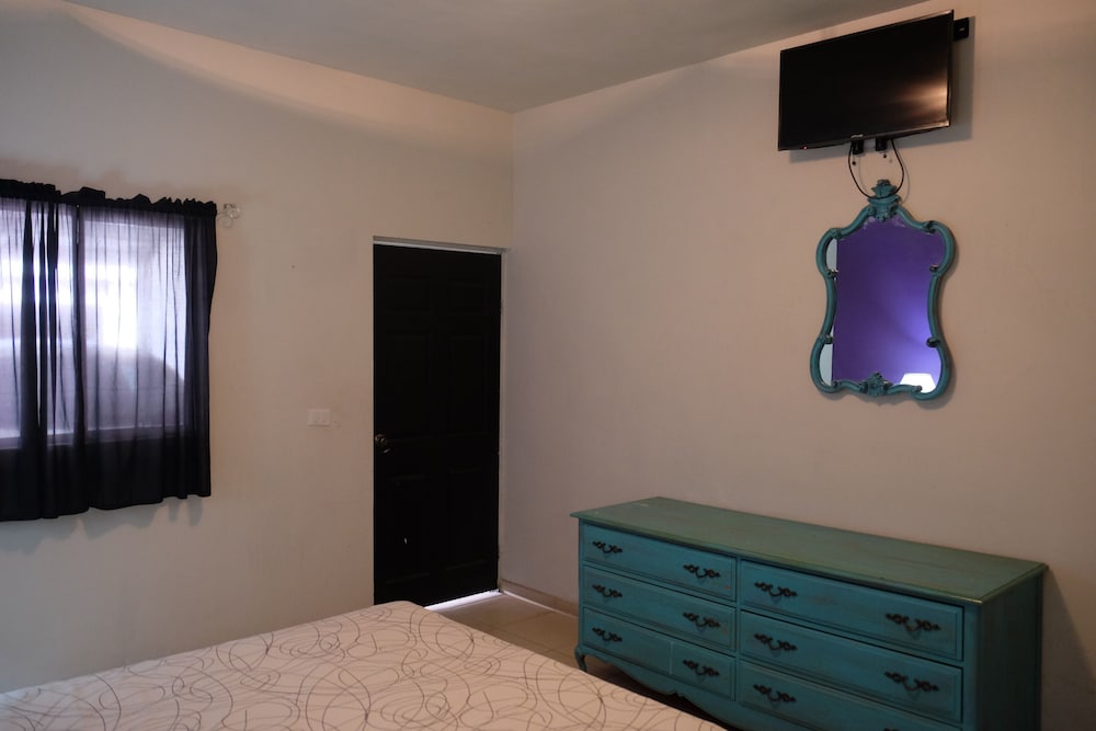 Suite, Multiple Beds photo 3