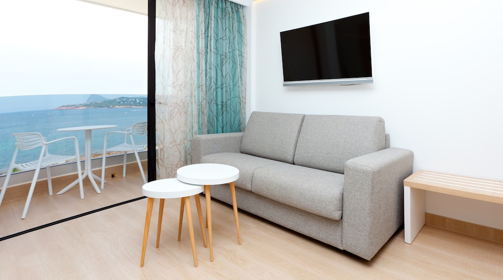Superior Double Room, Sea View photo 2